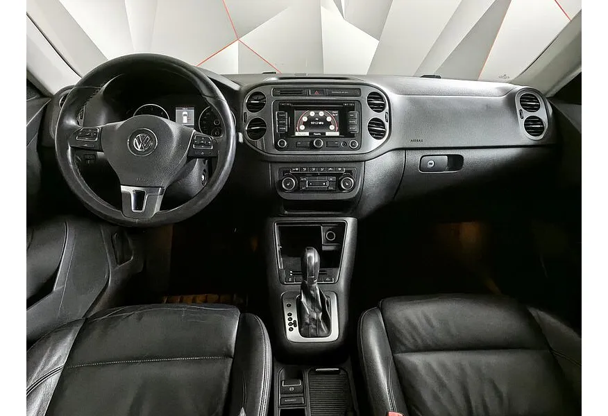 Volkswagen Tiguan 2.0 TDI 4Motion AT (140 л.с.) Track & Style Серебристый в АВИЛОН. Слайд №14