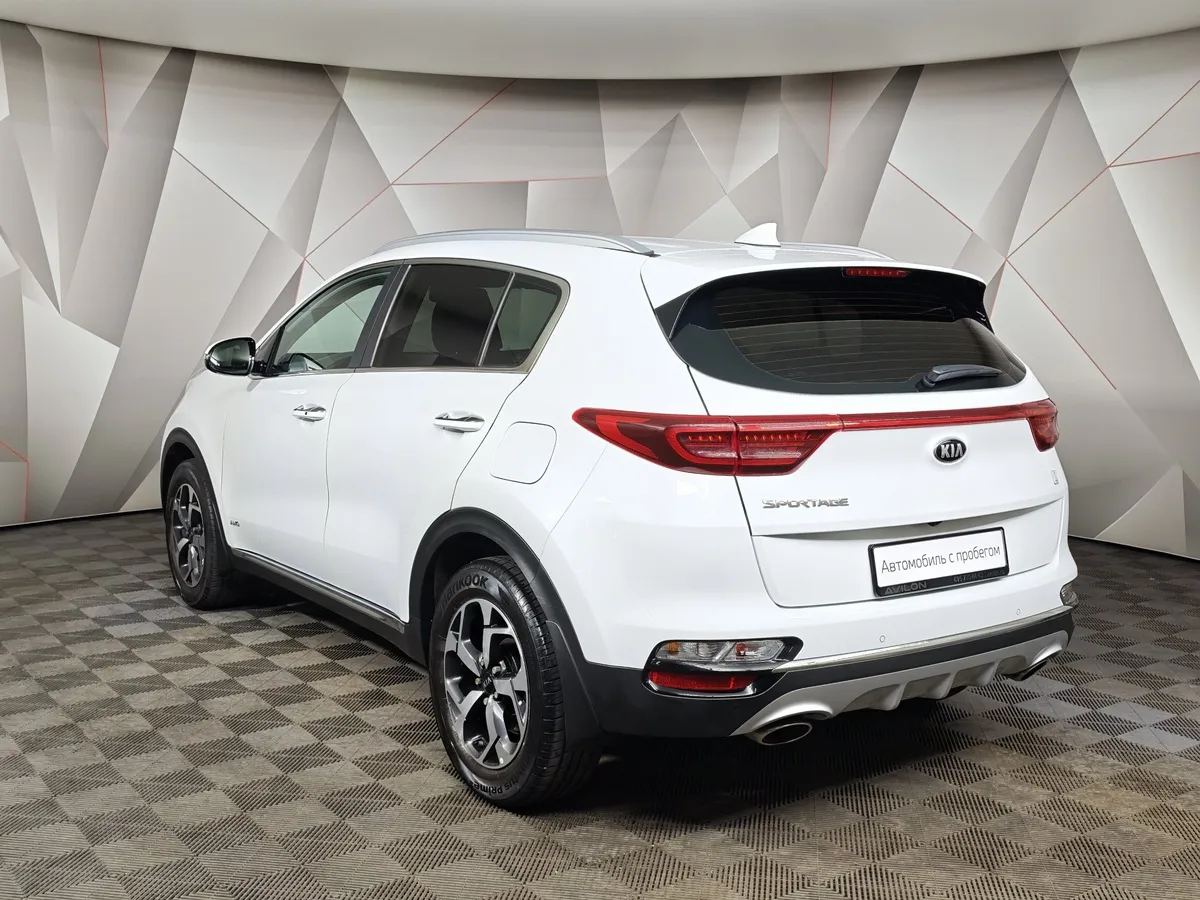 Kia Sportage 2.4 AT 4WD (184 л.с.) Luxe UEFA Белый в АВИЛОН. Слайд №4
