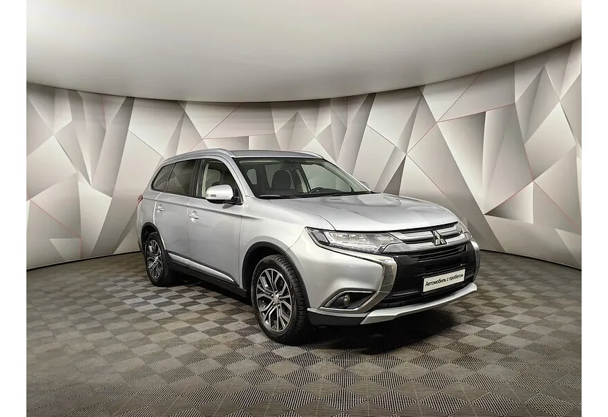 Mitsubishi Outlander 2.0 MIVEC CVT 2WD (146 л.с.) Intense Plus Серебристый в АВИЛОН. Слайд №3