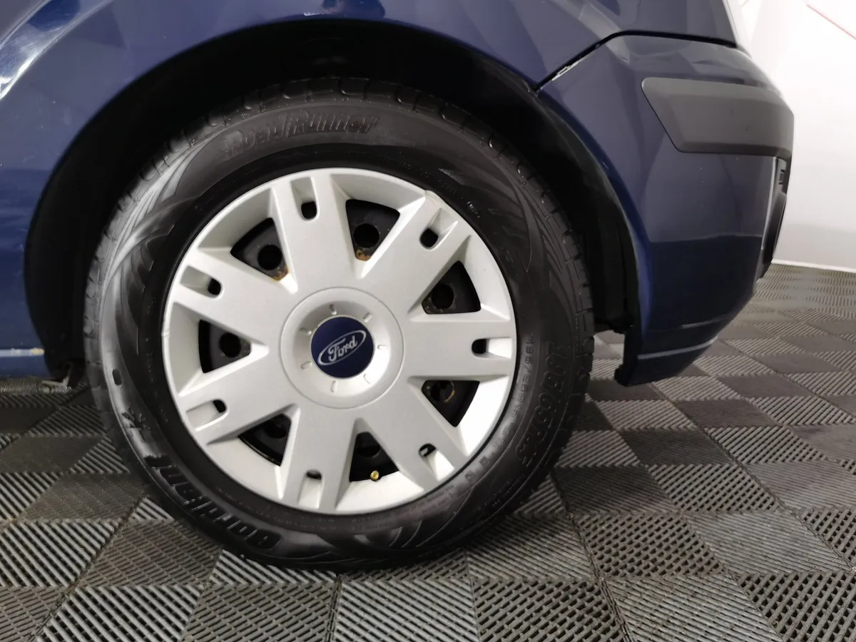 Ford Fusion 1.6 AT (100 л.с.) Elegance Синий в АВИЛОН. Слайд №9