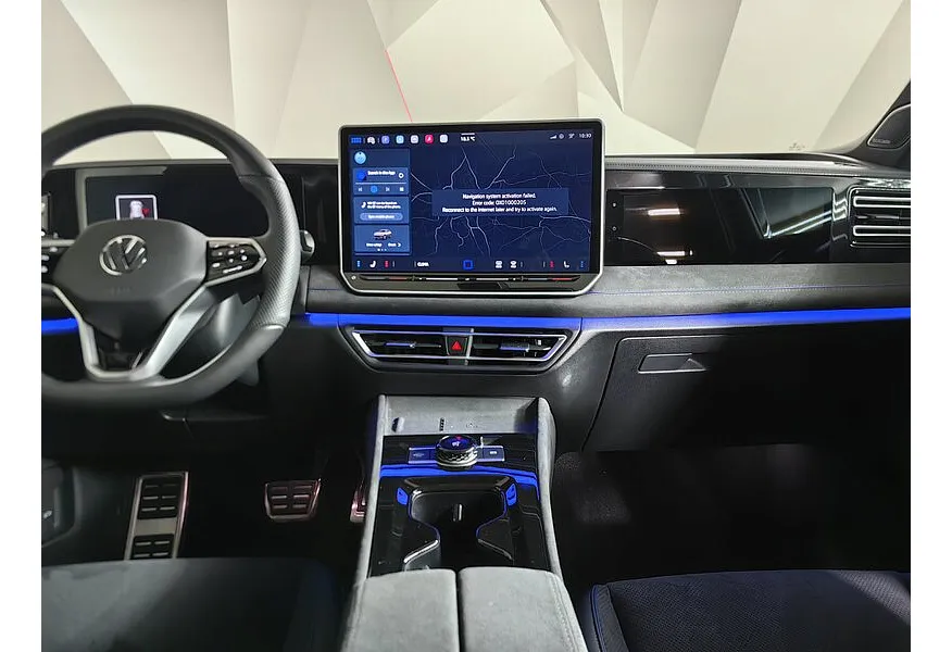 Volkswagen Tiguan 380 TSI 2.0 DSG 4WD (220 л.с.) R-Line Highline Черный в АВИЛОН. Слайд №14