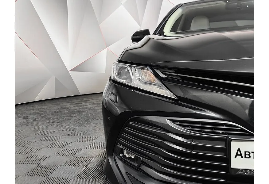 Toyota Camry 2.5 AT (181 л.с.) Черный в АВИЛОН. Слайд №10