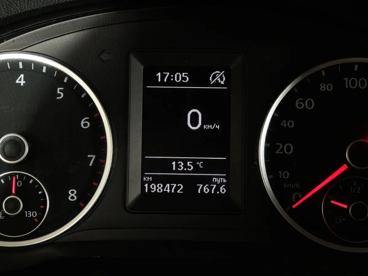 Volkswagen Tiguan 1.4 TSI BlueMotion DSG (150 л.с.) Sport&Style Черный в АВИЛОН. Слайд №17