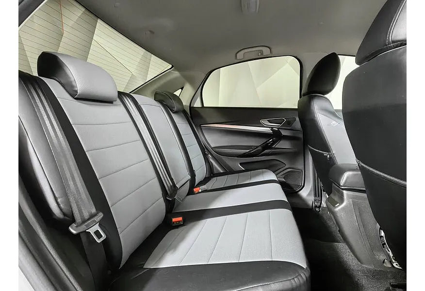 ВАЗ (Lada) Vesta 1.6 MT (106 л.с.) Белый в АВИЛОН. Слайд №15