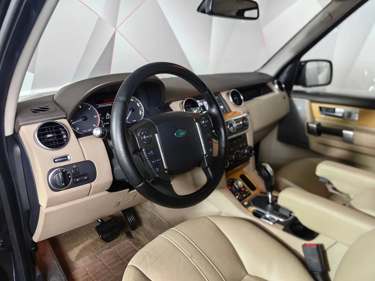 Land Rover Discovery 3.0 TDV6 AT 4WD (211 л.с.) SE Черный в АВИЛОН. Слайд №19
