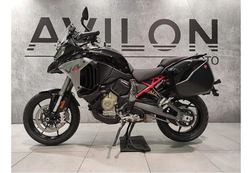 Ducati Multistrada V4 1158 см³ (170 л.с.) (170) 1158 Черный в АВИЛОН. Слайд №3