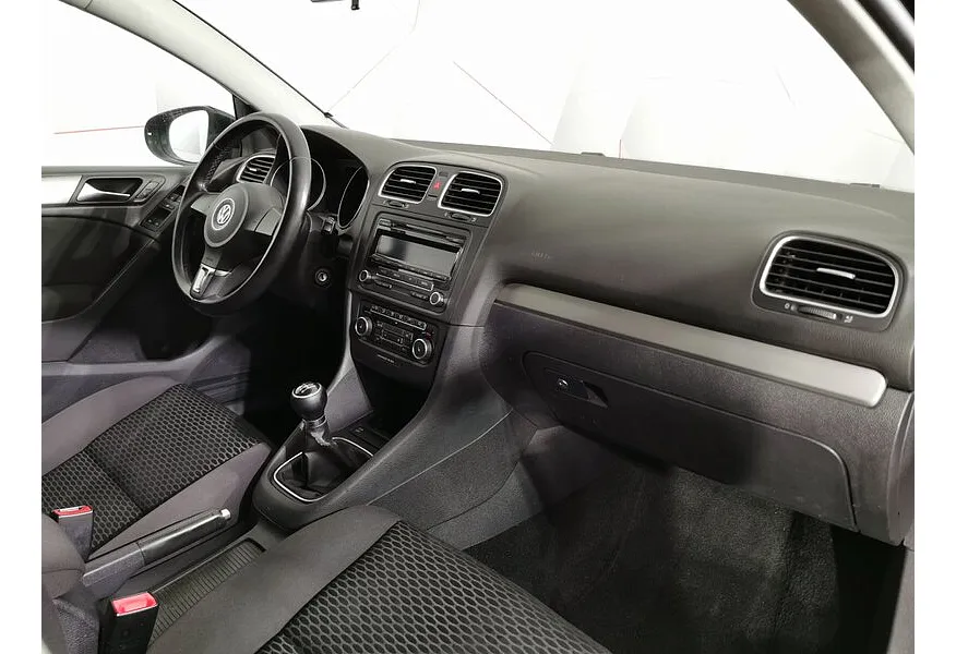 Volkswagen Golf 1.4 TSI MT (122 л.с.) Trendline Черный в АВИЛОН. Слайд №13