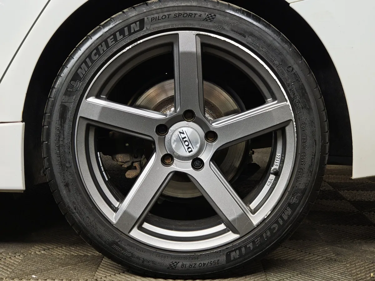 BMW 3 серия 320i AT (184 л.с.) Белый в АВИЛОН. Слайд №7