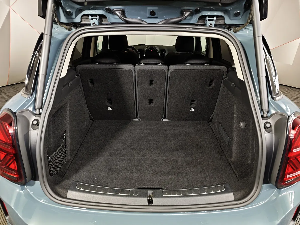 Mini Countryman Cooper S 2.0 ALL4 AT (192 л.с.) Зеленый в АВИЛОН. Слайд №9