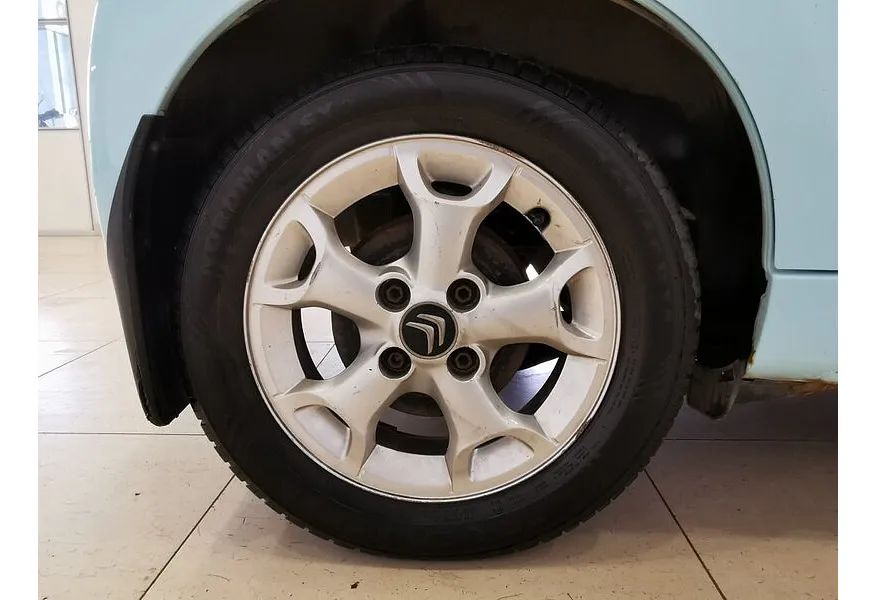 Citroen C1 1.0 MT (68 л.с.) Голубой в АВИЛОН. Слайд №9