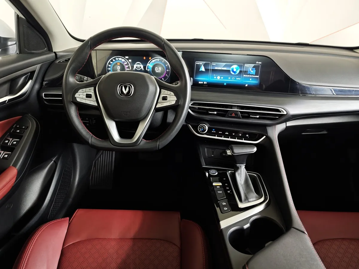 Changan Eado Plus 1.4 TGDI 7DSG 2WD (150 л.с.) DLX Белый в АВИЛОН. Слайд №19