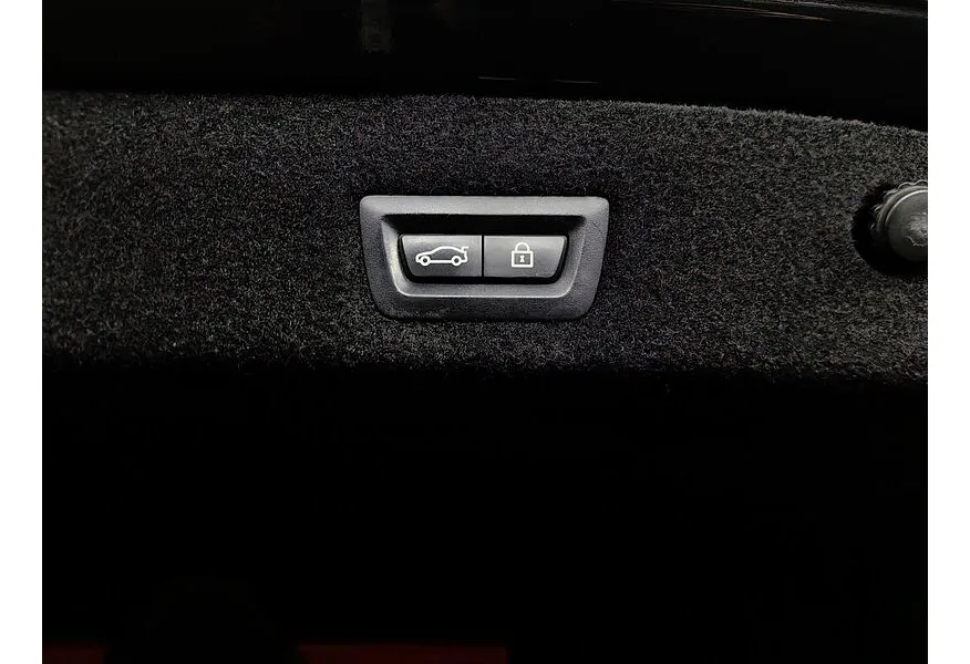 LIVE. Слайд №19