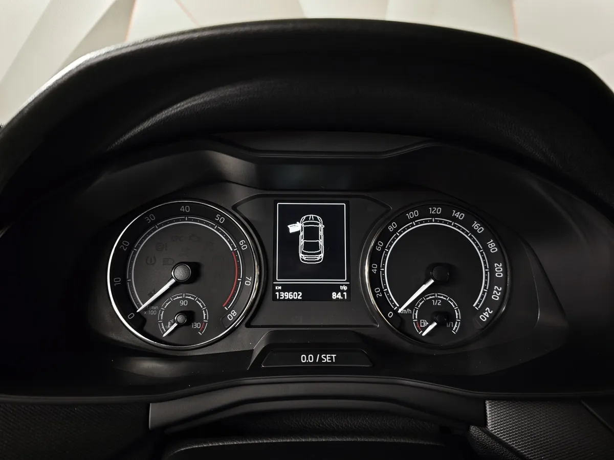 Skoda Rapid 1.6 AT (110 л.с.) Active Белый в АВИЛОН. Слайд №17