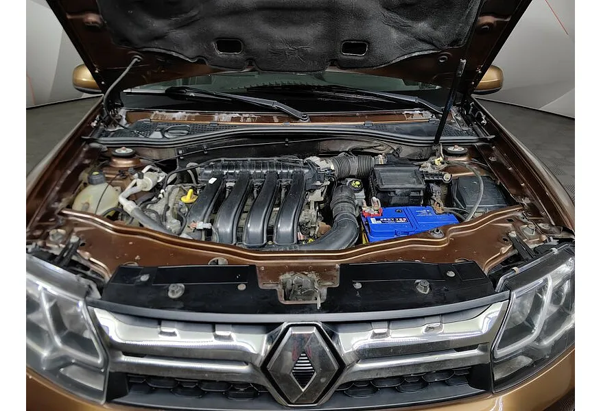 Renault Duster 2.0 AT 4x4 (143 л.с.) Коричневый в АВИЛОН. Слайд №11