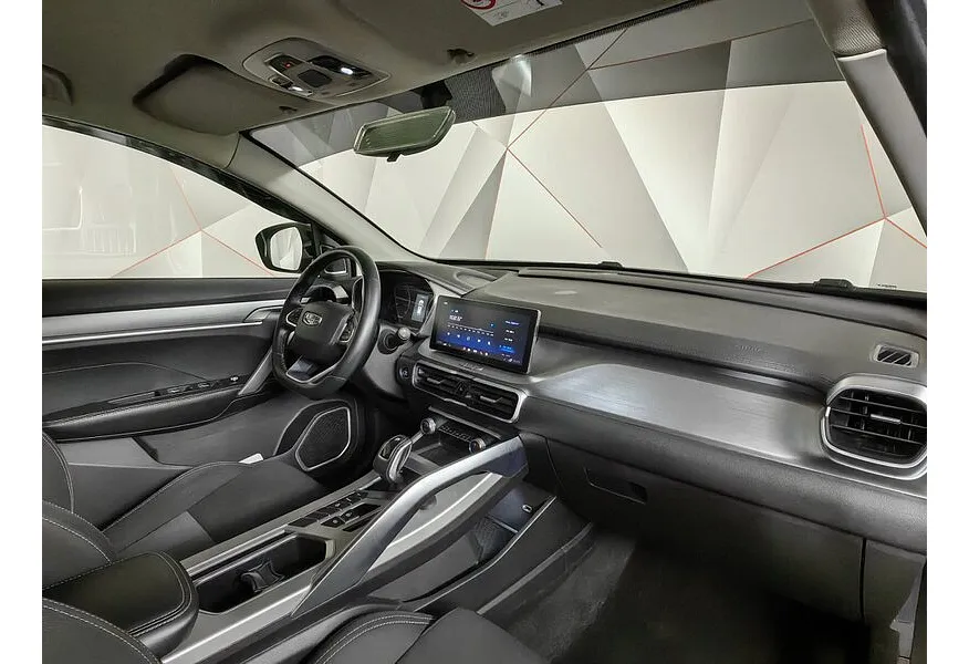 Geely Coolray 1.5T 7DCT 2WD (150 л.с.) Comfort Черный в АВИЛОН. Слайд №13