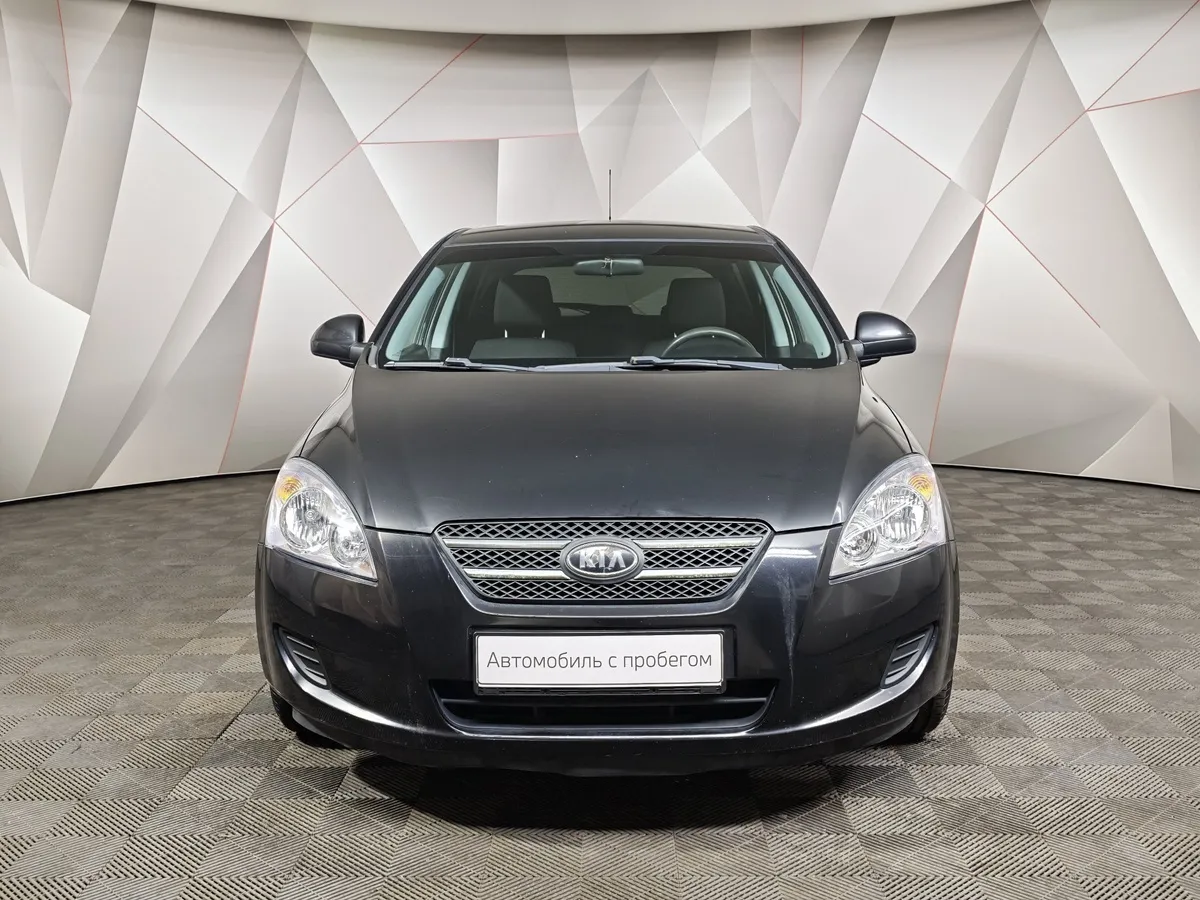Kia Ceed 1.6 MT (122 л.с.) Черный в АВИЛОН. Слайд №7