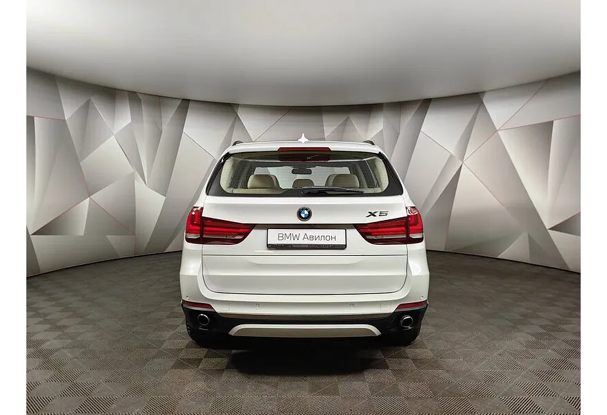 BMW X5 xDrive35i Steptronic (306 л.с.) Белый в АВИЛОН. Слайд №4