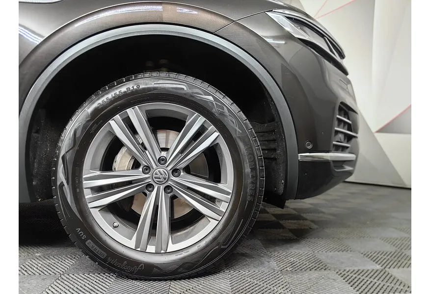 LIVE. Слайд №16