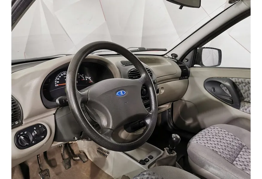 АВИЛОН - ВАЗ (Lada) Kalina 1.4 MT 16 кл (Евро-3) (89 л.с.) Черный - slide 9424794