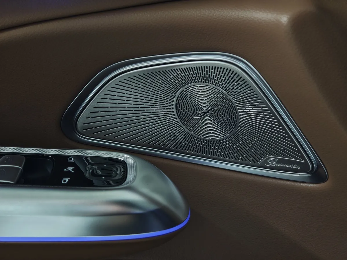 Mercedes-Benz E-Класс E 300 4MATIC (258 л.с.) Белый в АВИЛОН. Слайд №25