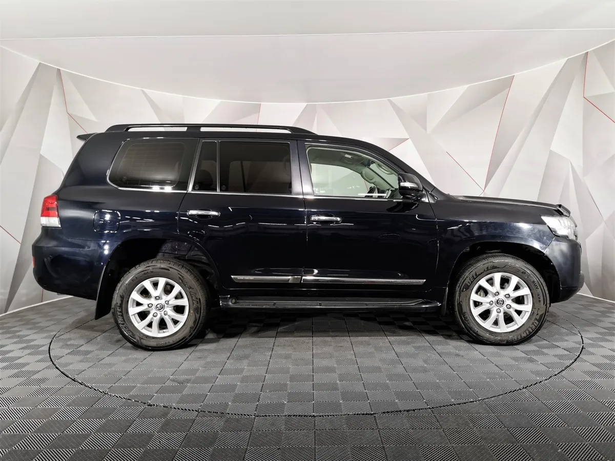 Toyota Land Cruiser 4.5 TD AT (249 л.с.) Черный в АВИЛОН. Слайд №6