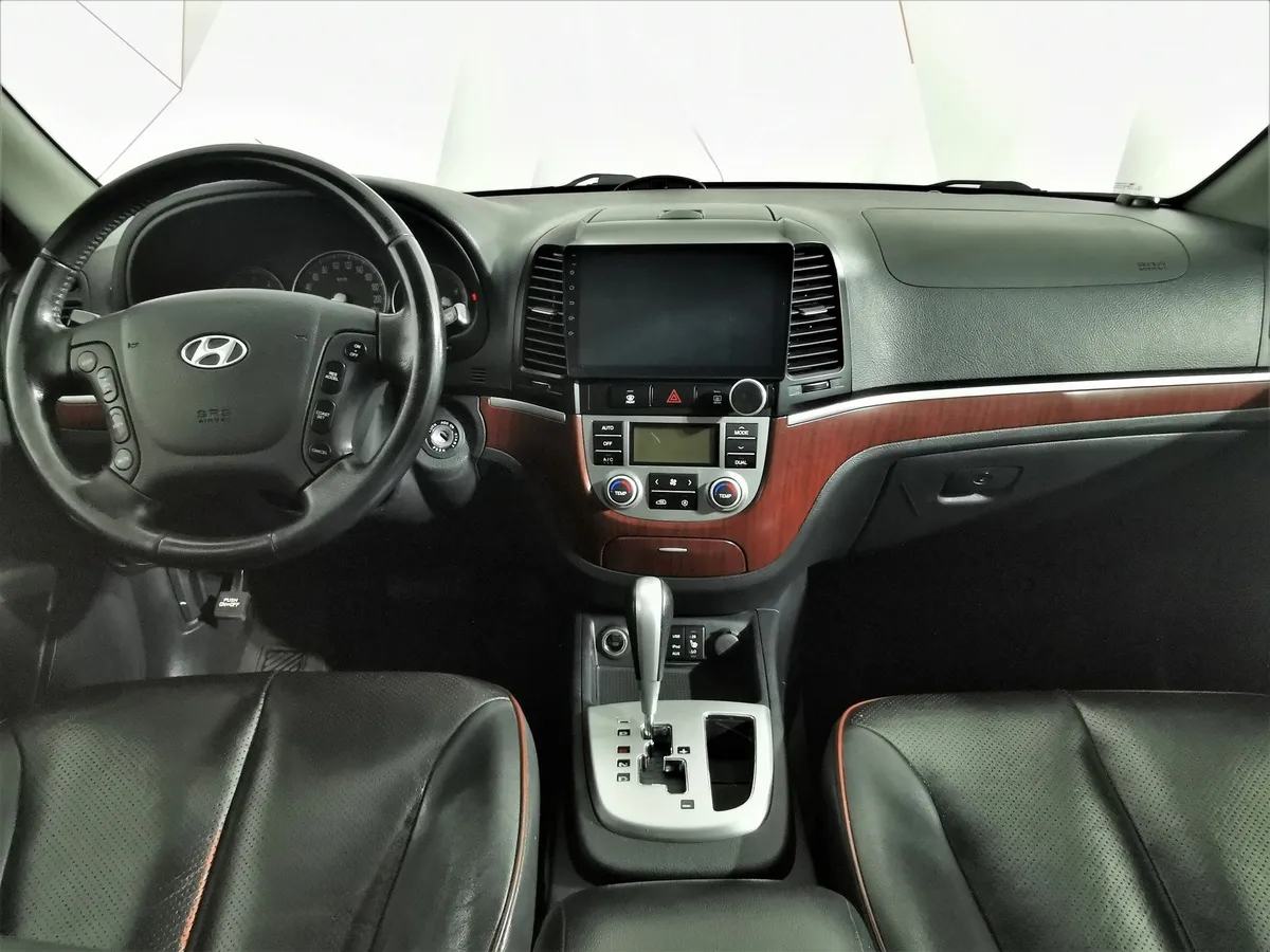 Hyundai Santa Fe 2.2 CRDi AT (153 л.с.) Черный в АВИЛОН. Слайд №13