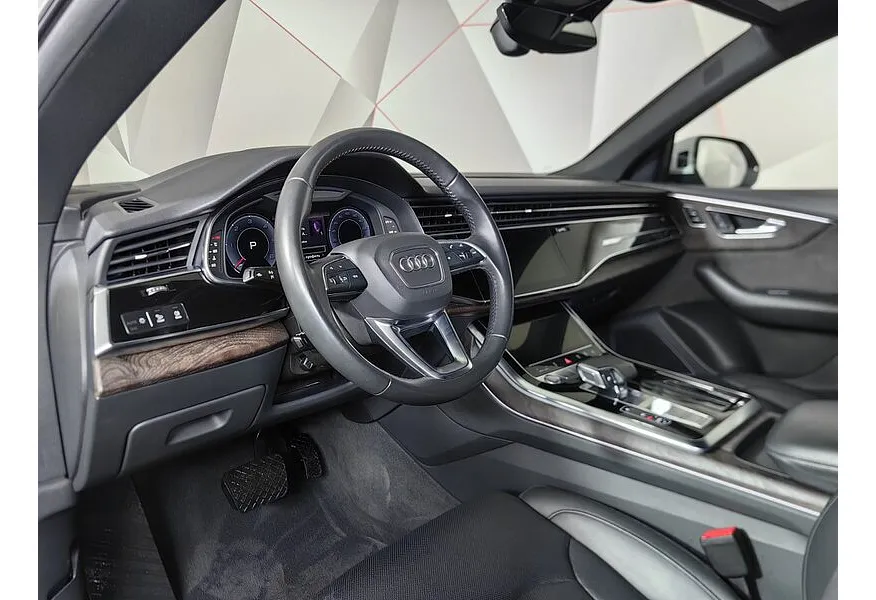 Audi Q8 45 TDI Tiptronic quattro (249 л.с.) Белый в АВИЛОН. Слайд №19