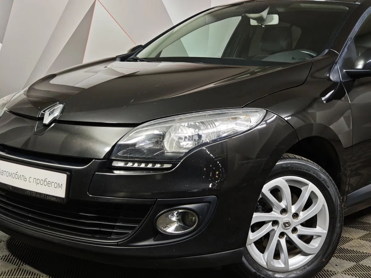 Renault Megane 1.6 MT (106 л.с.) Черный в АВИЛОН. Слайд №10