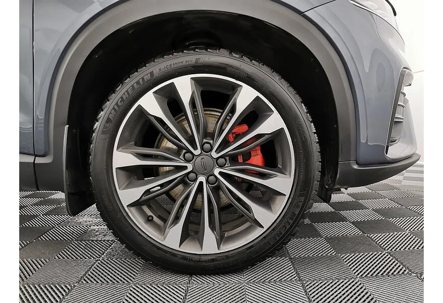 Geely Tugella 2.0 AT AWD (238 л.с.) Luxury Серый в АВИЛОН. Слайд №9