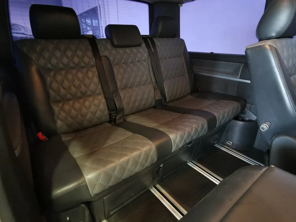 Volkswagen Caravelle 2.0 TDI DSG 4Motion L1 (150л.с.) Comfortline Серый в АВИЛОН. Слайд №18
