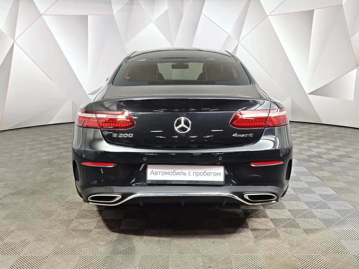 Mercedes-Benz E-Класс E 200 4MATIC G-TRONIC (184 л.с.) Черный в АВИЛОН. Слайд №8