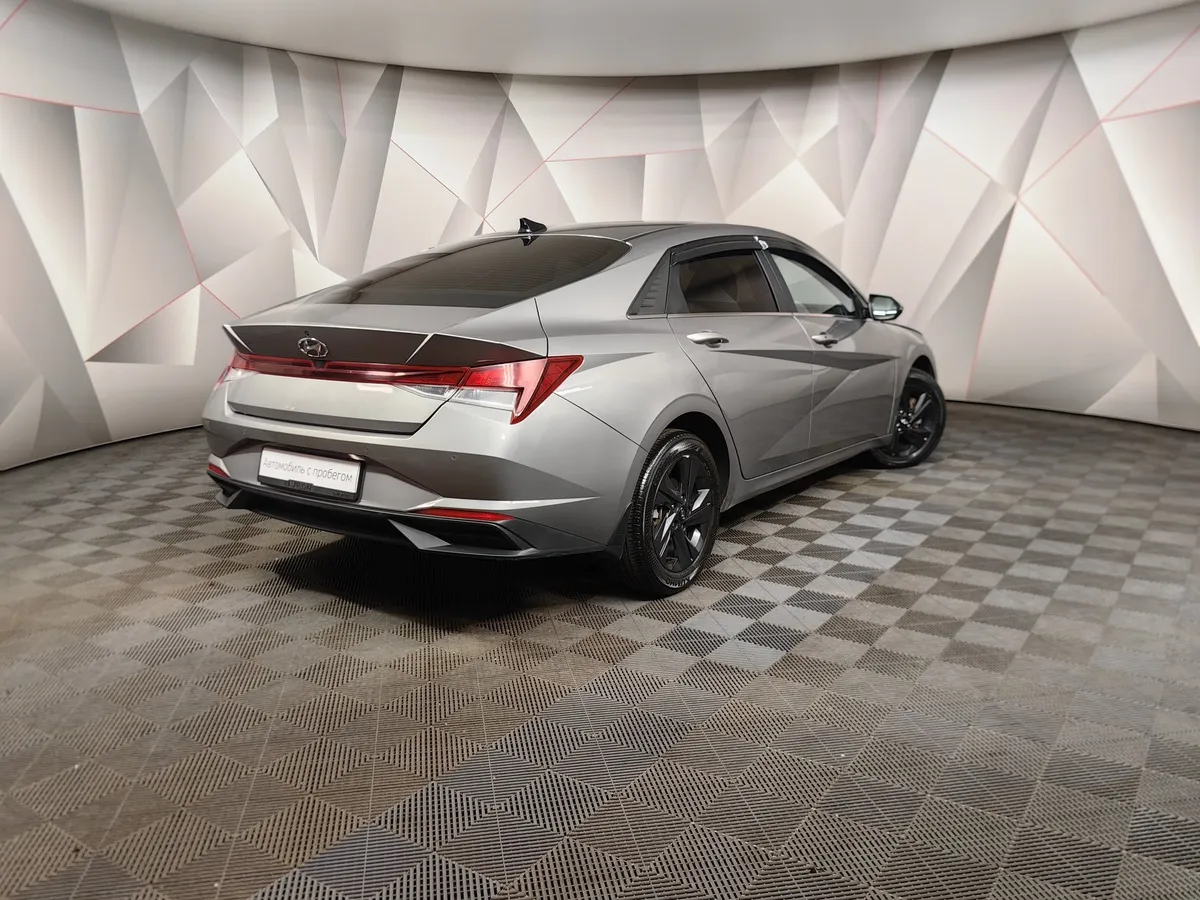 Hyundai Elantra 1.6 AT (128 л.с.) Comfort Серый в АВИЛОН. Слайд №2