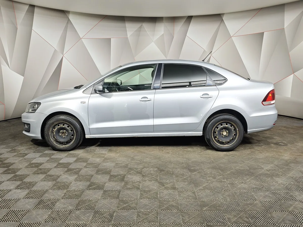 Volkswagen Polo 1.6 Tiptronic (105 л.с.) Comfortline Серебристый в АВИЛОН. Слайд №5 Volkswagen Polo 1.6 Tiptronic (105 л.с.) Comfortline Серебристый в АВИЛОН. Слайд №5