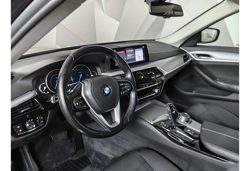 BMW 5 серия 520d Steptronic (190 л.с.) Коричневый в АВИЛОН. Слайд №12