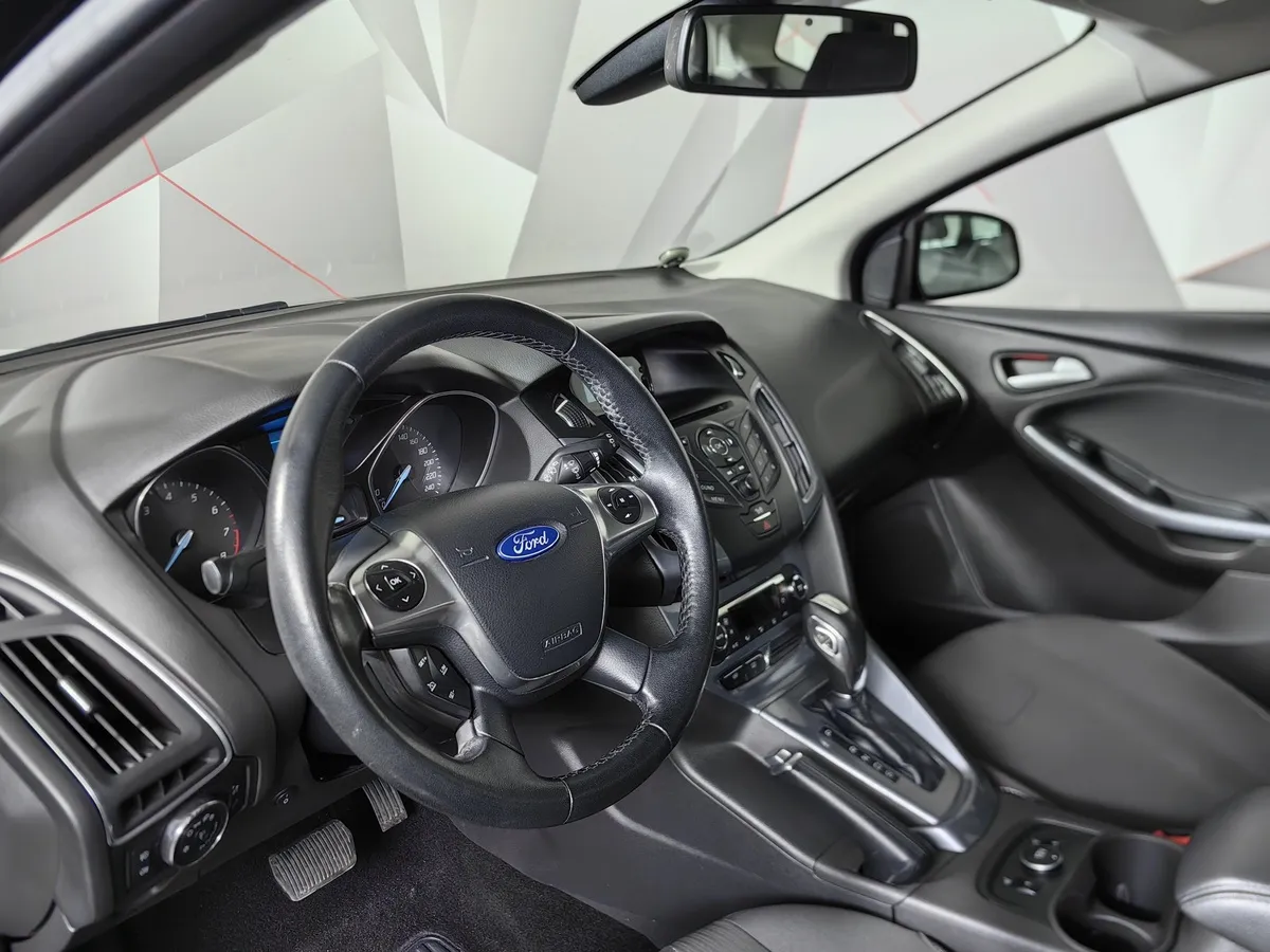 Ford Focus 2.0 PowerShift (150 л.с.) Titanium Черный в АВИЛОН. Слайд №18