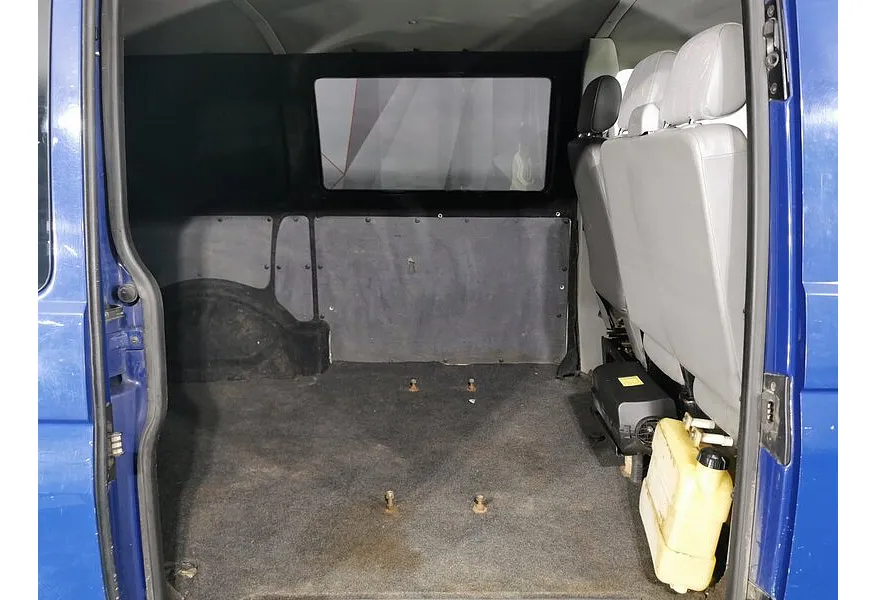 Volkswagen Transporter 2.0 TDI 5MT L1H1 (102л.с.) Синий в АВИЛОН. Слайд №15