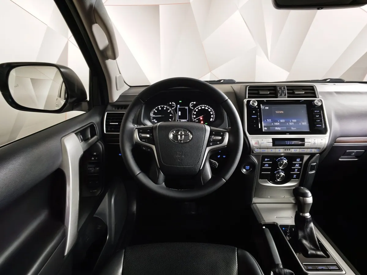 Toyota Land Cruiser Prado 4.0 AT AWD (249 л.с.) Белый в АВИЛОН. Слайд №20