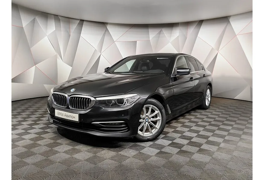 АВИЛОН - BMW 5 серия 520d xDrive Steptronic (190 л.с.) Черный - slide 0