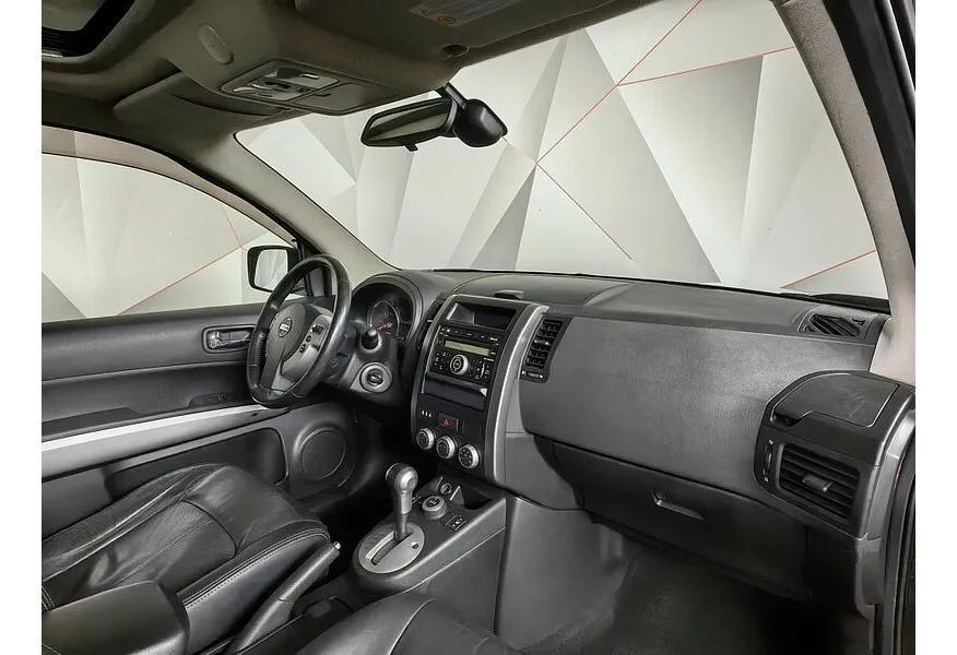 Nissan X-Trail 2.0 CVT AWD (141 л.с.) Черный в АВИЛОН. Слайд №10