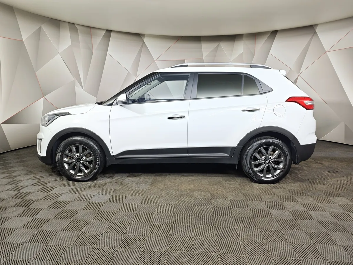 Hyundai Creta 2.0 AT AWD (149 л.с.) Style + Navigation Белый в АВИЛОН. Слайд №5