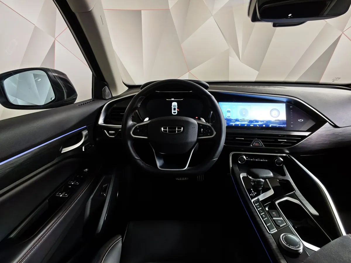 Geely Tugella 2.0 AT AWD (238 л.с.) Flagship Черный в АВИЛОН. Слайд №19