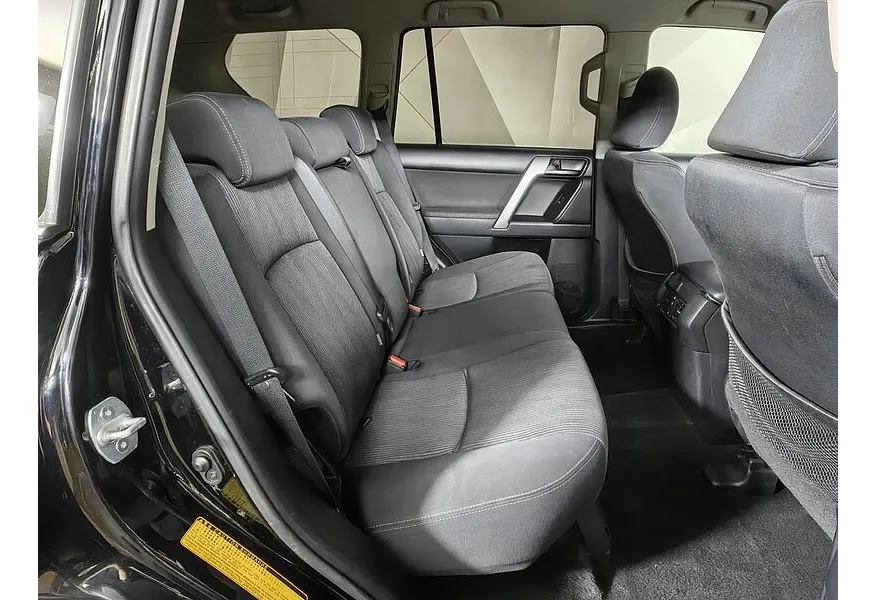 АВИЛОН - Toyota Land Cruiser Prado 2.8 D AT 4WD (5 мест) (177 л.с.) Комфорт Черный - slide 12