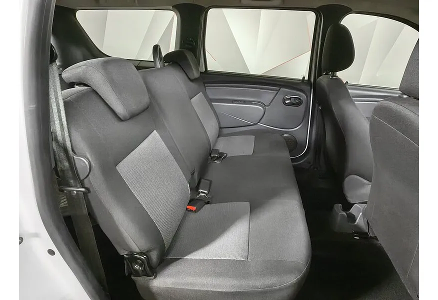 ВАЗ (Lada) Largus 1.6 MT 16 кл (5 мест) (105 л.с.) Белый в АВИЛОН. Слайд №16