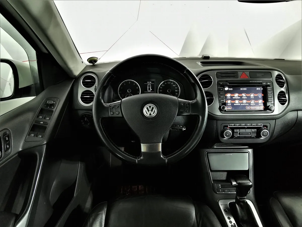 Volkswagen Tiguan 2.0 TSI 4Motion AT (170 л.с.) Sport & Style Белый в АВИЛОН. Слайд №18