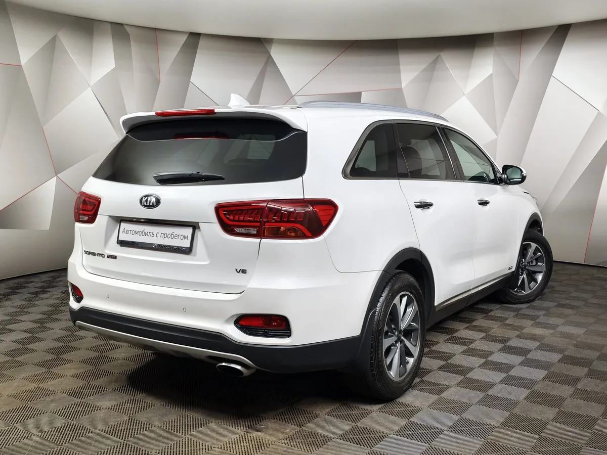 Kia Sorento 3.5 AT AWD (249 л.с.) Prestige Белый в АВИЛОН. Слайд №2