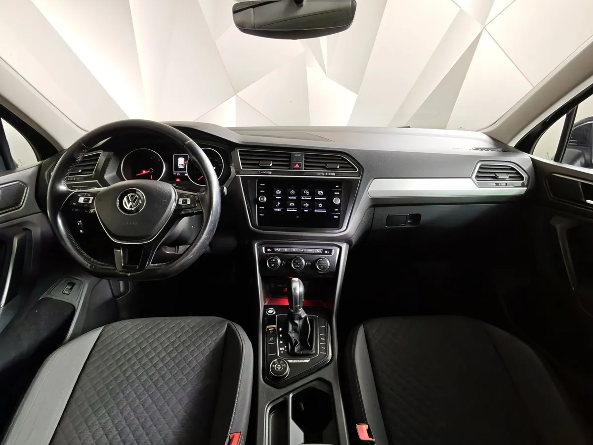 Volkswagen Tiguan 2.0 TSI 4Motion AT (200 л.с.) Sport & Style Черный в АВИЛОН. Слайд №13