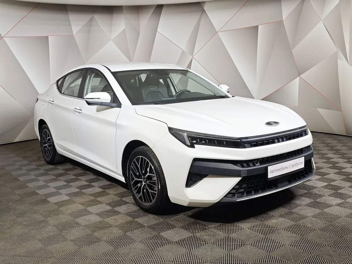 Москвич 6 1.5T CVT 2WD (136 л.с.) Comfort Белый в АВИЛОН. Слайд №3