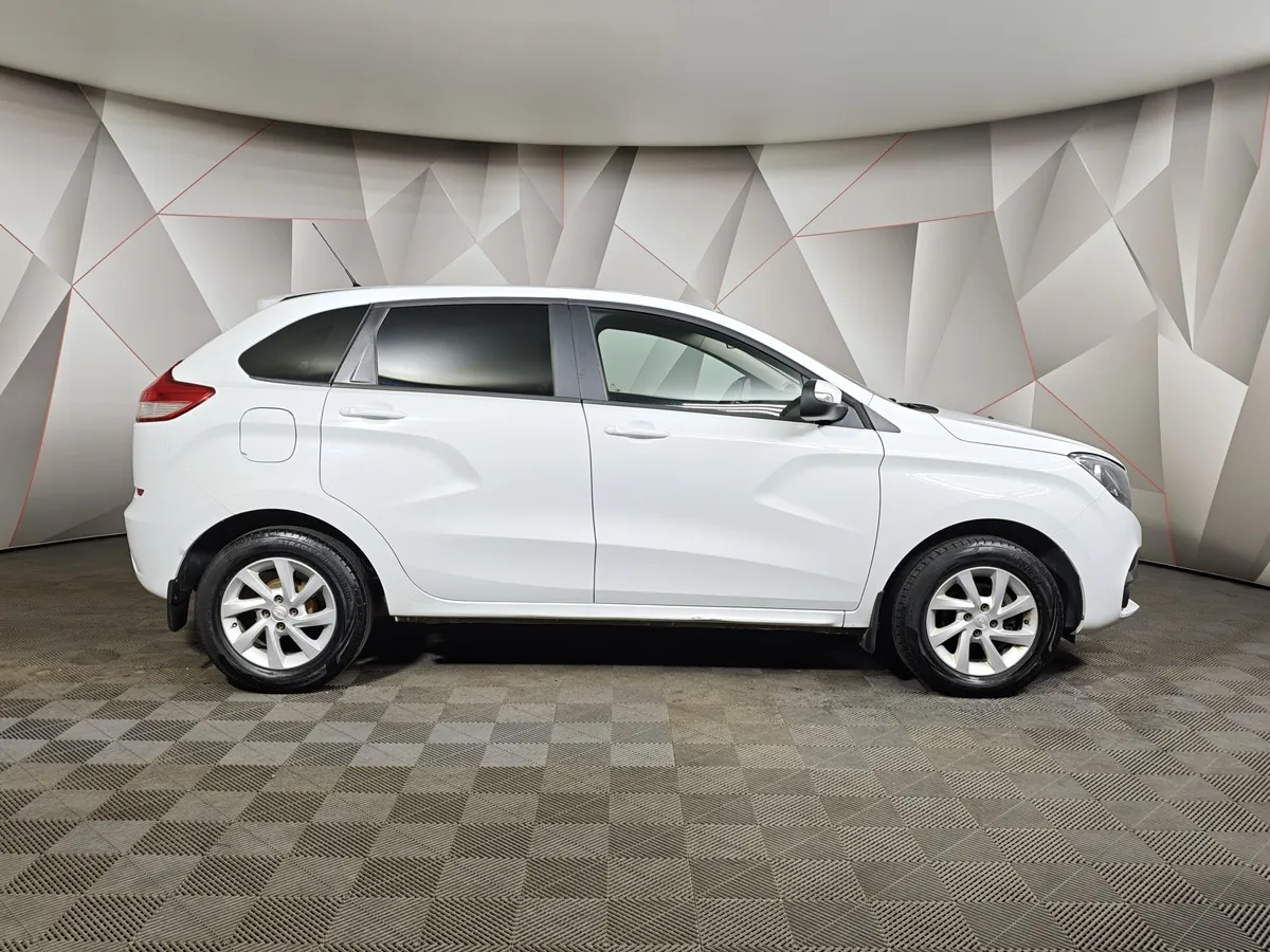 ВАЗ (Lada) XRAY 1.6 MT (106 л.с.) Белый в АВИЛОН. Слайд №6