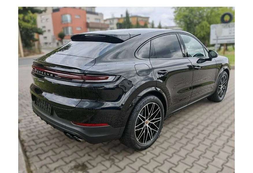 Porsche Cayenne Coupe 3.0 Tiptronic AWD (340 л.с.) Черный в АВИЛОН. Слайд №3