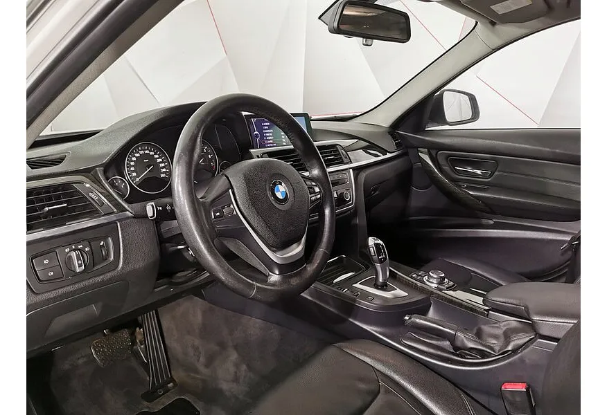 BMW 3 серия 328i xDrive AT (245 л.с.) Base Локальная сборка Белый в АВИЛОН. Слайд №12